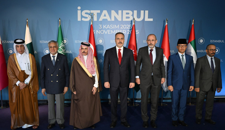 Foreign Minister Sugiono (second right) stands alongside other top diplomats from Muslim-majority countries on Nov. 3, 2025, during their meeting on the Gaza ceasefire in Istanbul, Turkey (from left): Qatar&rsquo;s Sultan bin Saad bin Sultan Al Muraikhi, Pakistan&rsquo;s Ishaq Dar, Saudi Arabia&rsquo;s Prince Faisal bin Farhan al-Saud, Turkey&rsquo;s Hakan Fidan, Jordan&rsquo;s Ayman Safadi and the United Arab Emirate&rsquo;s Khalifa Shaheen Al Marar.