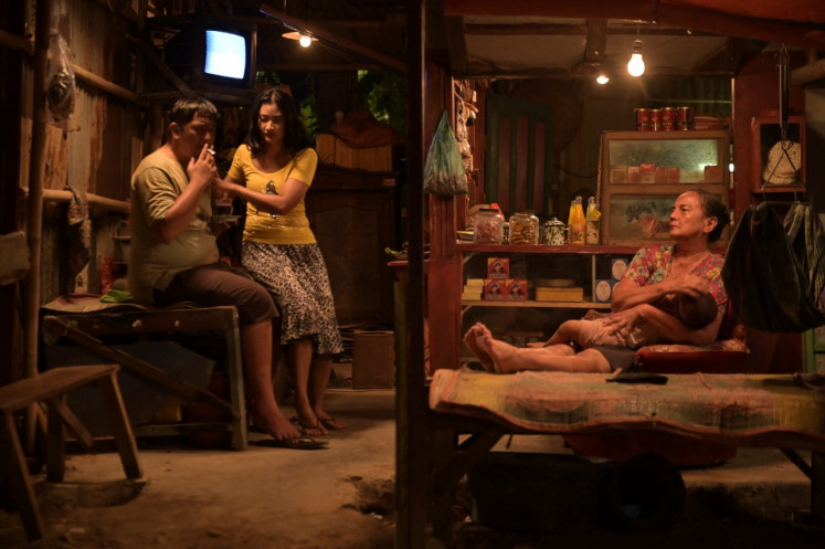 Female companion: 'Pangku' follows Sartika, a single mother working at a 'kopi pangku' establishment along the Pantura route, as she navigates survival and selfhood with quiet resilience.