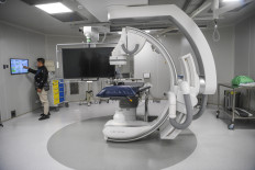 Cutting-edA technician checks a medical device on Nov. 19, 2025, during the inauguration of the Emirates-Indonesia Cardiology Hospital at the Solo Technopark in Surakarta, Central Java, A technician checks a medical device on Nov. 19, 2025, during the inauguration of the Emirates-Indonesia Cardiology Hospital at the Solo Technopark in Surakarta, Central Java. The new hospital features modern facilities and advanced medical technology for diagnosing and treating cardiovascular diseases.