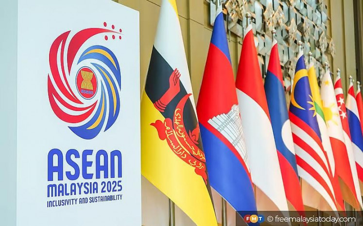 At the 47th ASEAN Summit in early November, Malaysia concluded its chairmanship of the bloc, passing the baton to the Philippines. (Image courtesy of Free Malaysia Today)