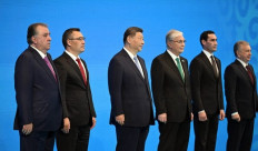 Asian leaders (from left to right) Tajik President Emomali Rahmon, Kyrgyz President Sadyr Japarov, Chinese President Xi Jinping, Kazakh President Kassym-Jomart Tokayev, Turkmen President Serdar Berdimuhamedov and Uzbek President Shavkat Mirziyoyev pose for a picture  on June 17 at the China-Central Asia Summit in Astana.