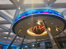 A trading screen installation on Dec. 3 in the middle of Indonesia Stock Exchange's (IDX) main hall in Central Jakarta.