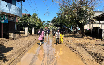 Living with borrowed certainty: A Gen Z reflection on the climate of our times