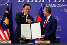 Thai, Cambodia militaries hold talks on resuming ceasefire
