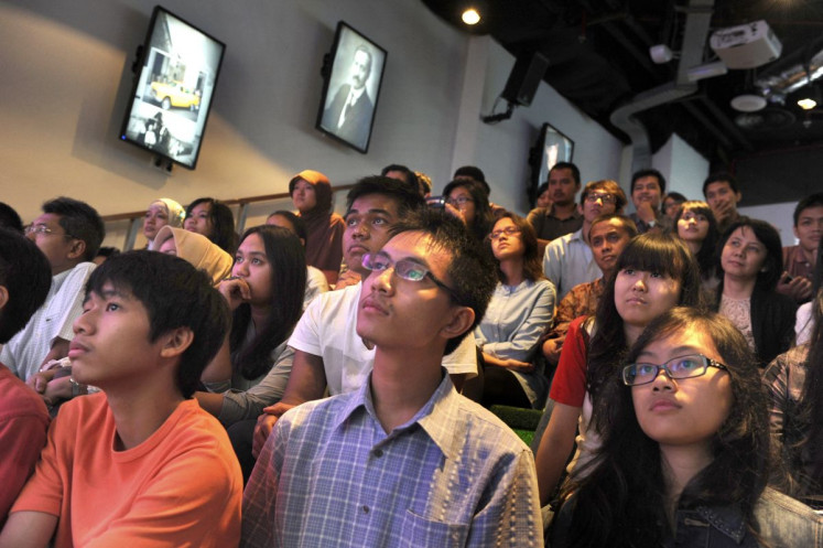 Greener pastures: People attend a forum on applying for colleges and universities in the United States on Aug. 12, 2012, at the US Embassy&rsquo;s cultural center @america inside Pacific Place Mall in South Jakarta.