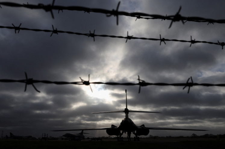  USAF B-1 bombers are parked near the runway at RAF Fairford airbase, used by United States Air Force (USAF) personnel, amid the US&ndash;Israeli conflict with Iran, in Fairford, Gloucestershire, Britain, March 17, 2026. 