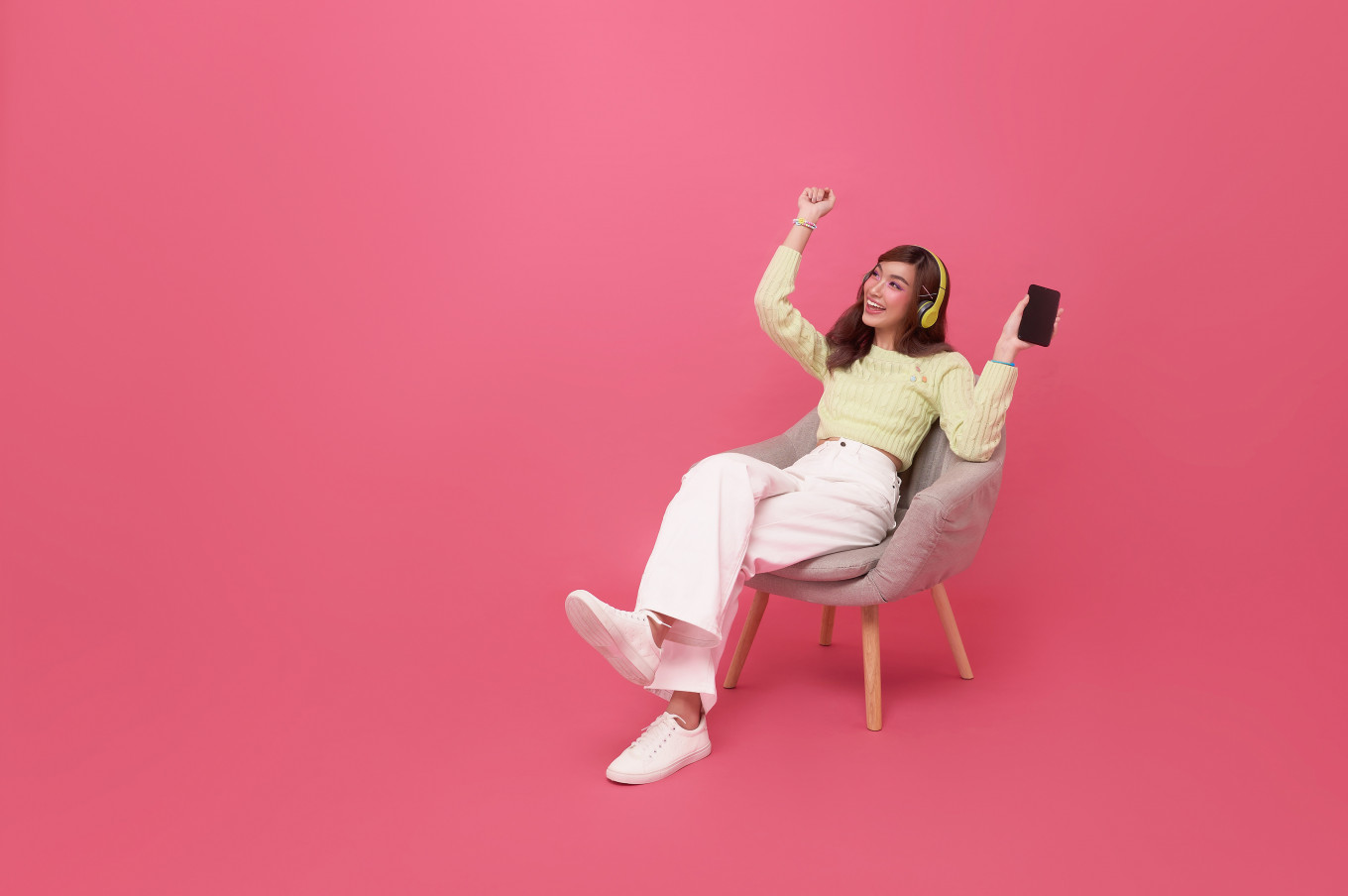 Have we entered an era of happy love songs again?