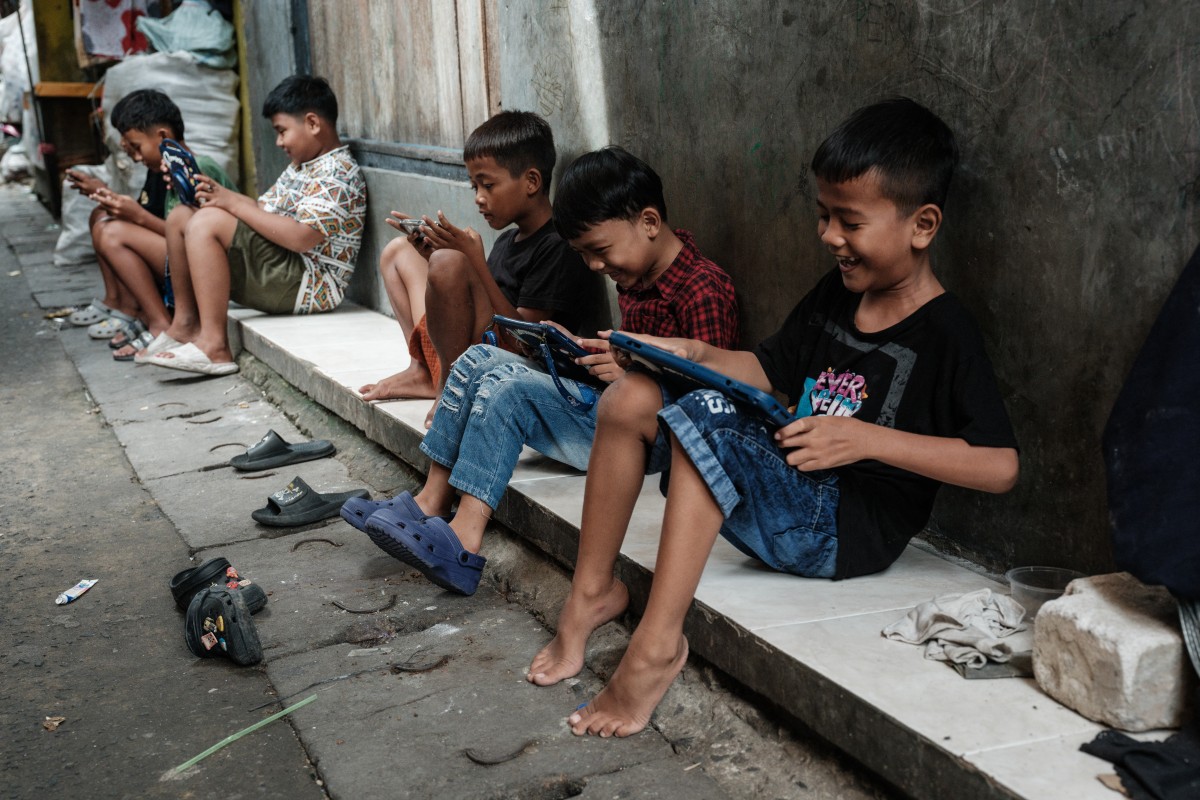 Indonesia Tegakkan Aturan Perlindungan Anak di Media Sosial Terhadap Meta dan Google