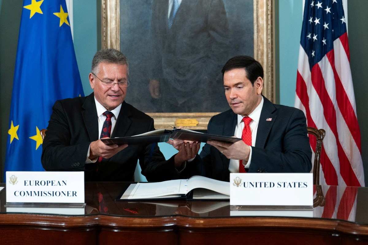 United States Secretary of State Marco Rubio (right) and European Union Trade Commissioner Maros Sefcovic exchange documents as they sign a memorandum of understanding for a strategic partnership on critical minerals at the State Department in Washington, DC, on April 24, 2026.