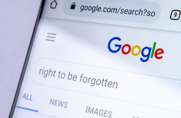 An illustration of a search engine result on the right to be forgotten