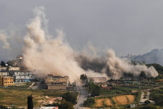 Smoke billows following an Israeli strike in Nabatieh, Lebanon May 26, 2026.