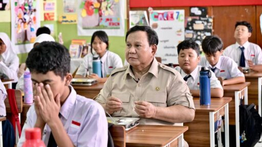 President Prabowo Subianto inspects the implementation of the free nutritious meals program on June 2, 2026, at State Junior High School (SMPN) 111 Jakarta.