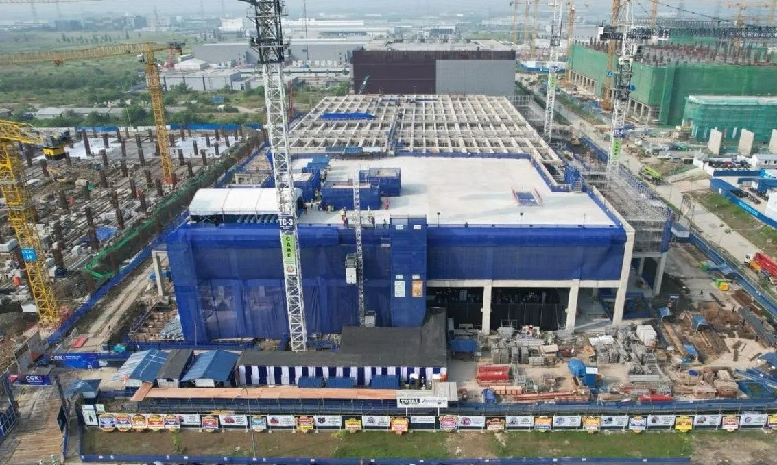 The construction of Digital Edge Indonesia data center in Cikarang, West Java is underway in this undated picture. State power producer PT PLN is set to supply 2x725 megavolts of electricity to support the operation of the country&rsquo;s largest data center.