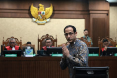 Nadiem Makarim, former education minister and cofounder of ride-hailing company Gojek, gestures on Tuesday during a verdict hearing at the Central Jakarta District Court in Jakarta in a corruption case related to the procurement of Chromebook laptops for schools during his time in office.