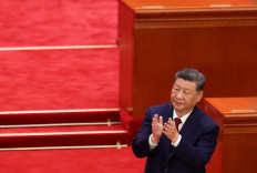 Chinese President Xi Jinping applauds during a ceremony marking the 105th anniversary of the founding of the Communist Party of China at the Great Hall of the People in Beijing, China, on July 1, 2026.