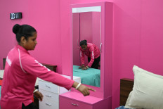 Household gigs: Employees of the on-demand home-services platform Snabbit make beds on June 22 at the company's training center in Bengaluru, India.