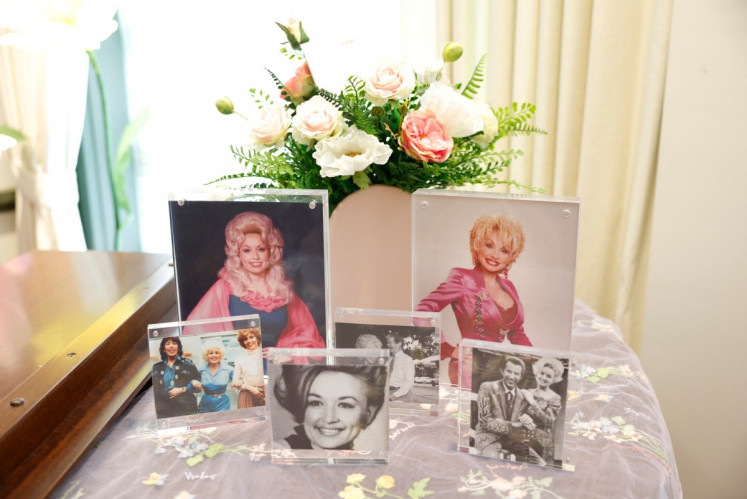 A general view of atmosphere is seen in the dressing room prior to the &ldquo;Dolly Parton's Threads: My Songs In Symphony&ldquo; Premiere at Schermerhorn Symphony Center on June 16, 2026 in Nashville, Tennessee, US. 