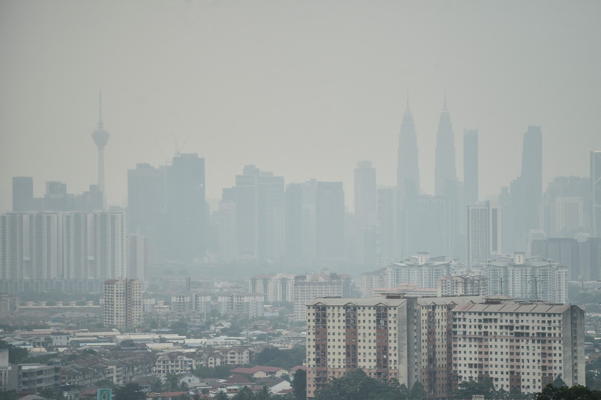 Haze shrouds the Kuala Lumpur skyline on Aug. 26 amid high levels of air pollution from regional wildfires. Indonesia has for weeks battled wildfires that have led to school closures and thousands of people requiring medical treatment, with smoke also reaching neighboring Malaysia and Singapore.