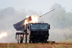 An RM-70 Vampire multiple launch rocket system (MLRS) of the Indonesian Marine Corps fires on Sept. 3, 2025, during the joint multinational exercise Garuda Shield 2025 at the Baturaja combat training center in Lampung.