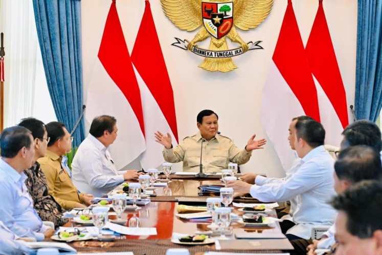 President Prabowo Subianto chairs a limited cabinet meeting to discuss economic issues on Sept. 7, 2026, at the Presidential Palace Complex in Central Jakarta.