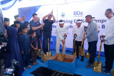 West Java Governor Dedi Mulyadi (center), BDx Indonesia CEO Agus Hartono Wijaya and BDx Data Centers CEO Mayank Srivastava attend the groundbreaking ceremony for the CGK4 campus in Jatiluhur, Purwakarta, West Java, alongside local leaders and community representatives on July 28, 2026.