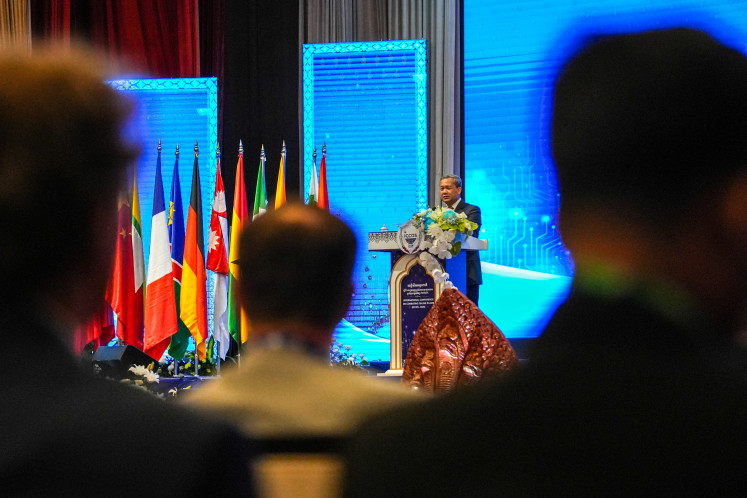 Cambodia&rsquo;s Prime Minister Hun Manet delivers a speech at the opening of an international conference on combating online scams in Phnom Penh, Cambodia, September 23, 2026.
