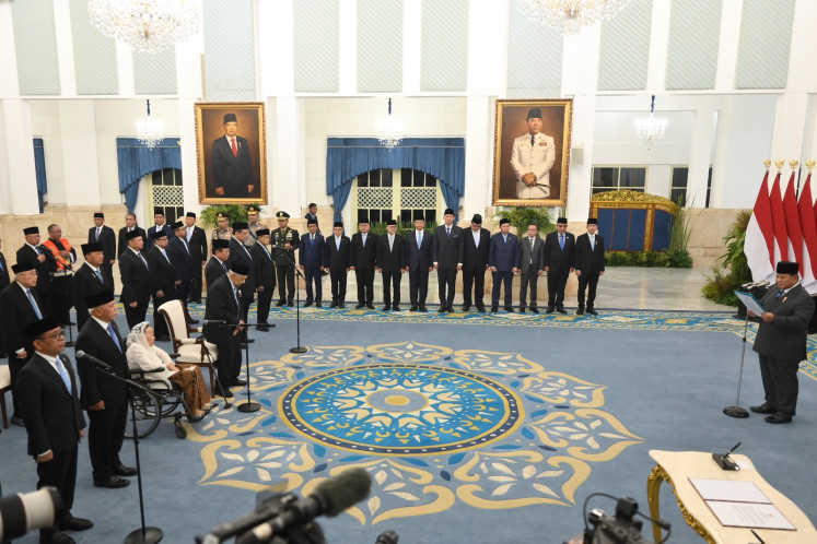 President Prabowo Subianto (right) leads the inauguration ceremony of the Presidential Advisory Board (Wantimpres) at the Presidential Palace complex in Central Jakarta on October 2, 2026. The board is chaired by Pratikno, with Hatta Rajasa as deputy chair&mdash;both of whom are former senior ministers. Among board members is Jusuf Wanandi (left), a senior fellow and cofounder of the Centre for Strategic and International Studies (CSIS) and a cofounder of The Jakarta Post.