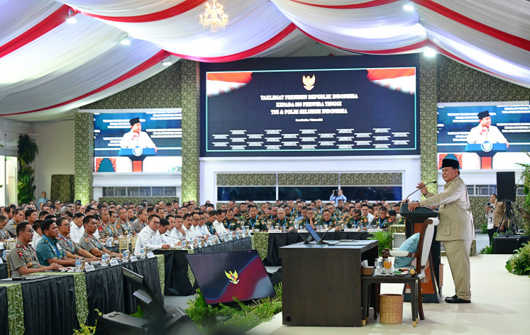 President Prabowo Subianto delivers a briefing to high-ranking Indonesian Military (TNI) and National Police officers on Wednesday at the Presidential Palace Complex in Jakarta.