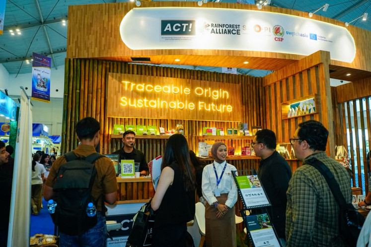 Guests visit the ACT! Project consortium's interactive booth during the Trade Expo Indonesia (TEI) 2026 at Indonesia Convention Center in BSD City, Tangerang, Banten, on Oct. 15, 2026. The booth showcased the readiness of Indonesian commodity supply chains in both domestic and global markets, while encouraging industry players to recognize the importance of sustainable practices.