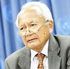 Hasjim Djalal 
